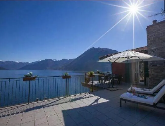 Luxury Attico With Big Terrace Apartment Argegno