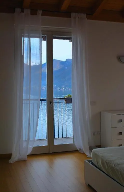 Luxury Attico With Big Terrace Apartment Argegno